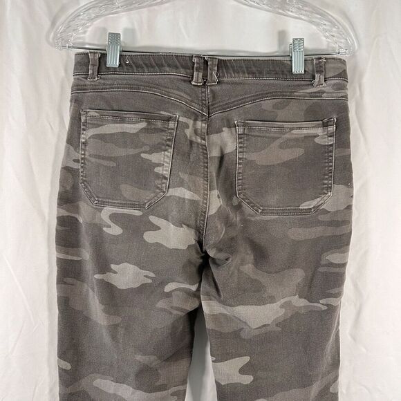 Jolt Jeans Women's 28W Green Camo Stretchy Mid Rise Cotton Blend Pockets - Picture 10 of 11